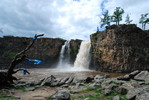 Wanderung zum Wasserfall und im Canyon